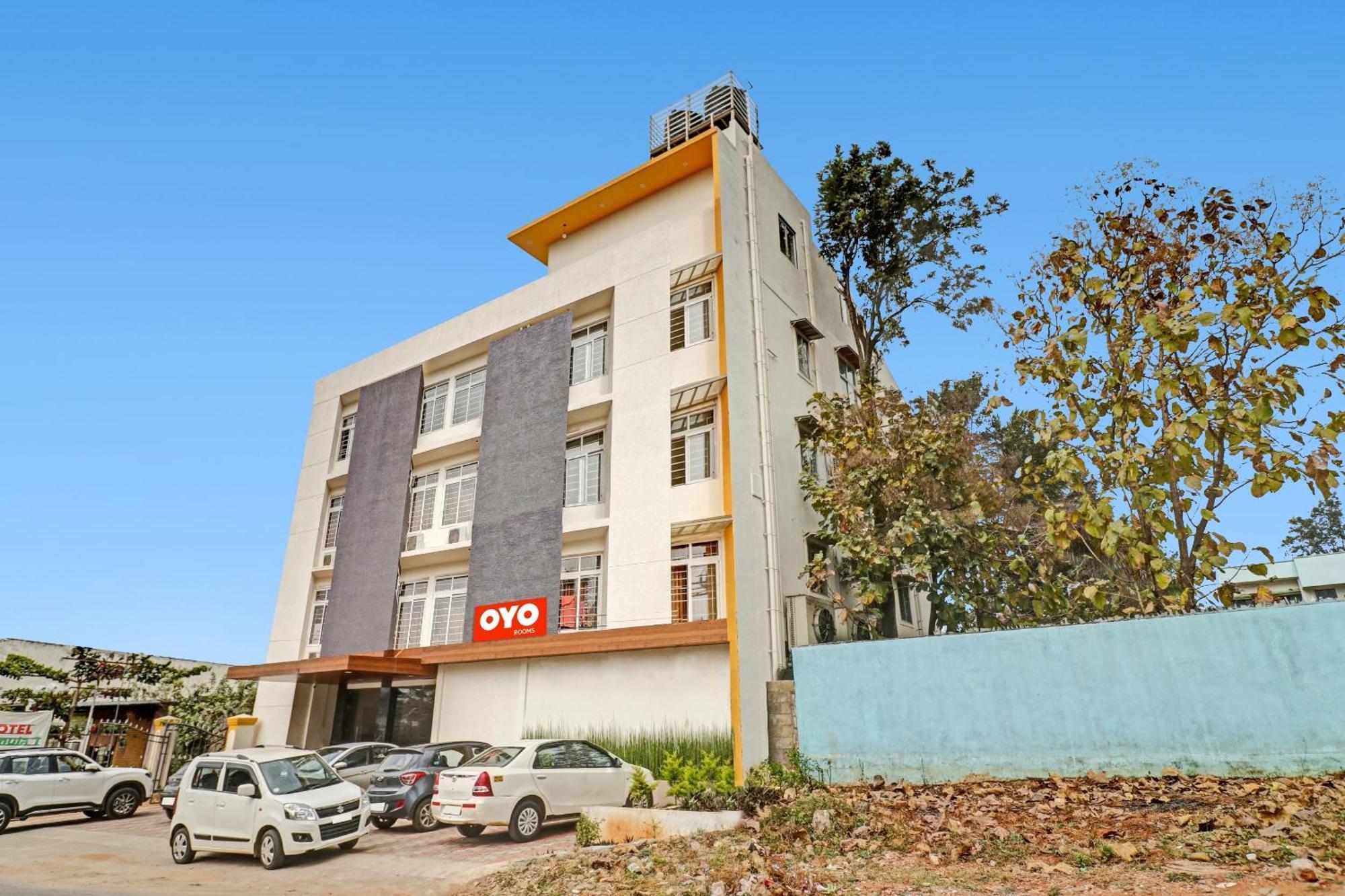 Hotel O Formula Vanivilasa Puram Exterior foto